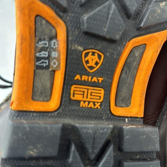 Ariat WorkHog XT 8\